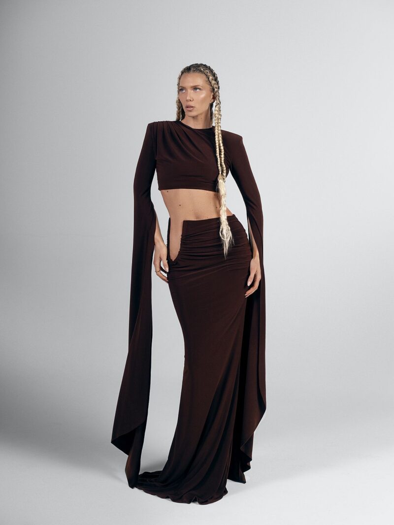 Ivana 4 c insta size